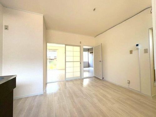 グレイスポムの居間