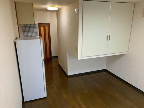 ハイツワン307の居間