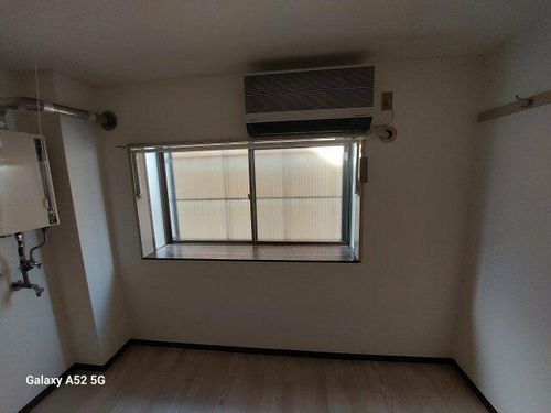 コーポラス我孫子412の居間