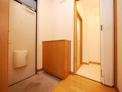 シオン高木102の玄関