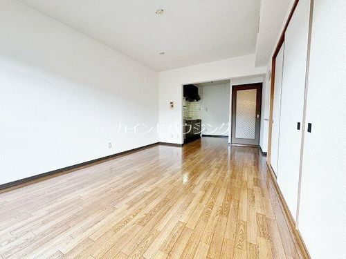 サニーコート中町の居間