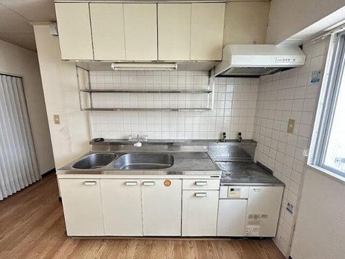 レイ前田601のキッチン