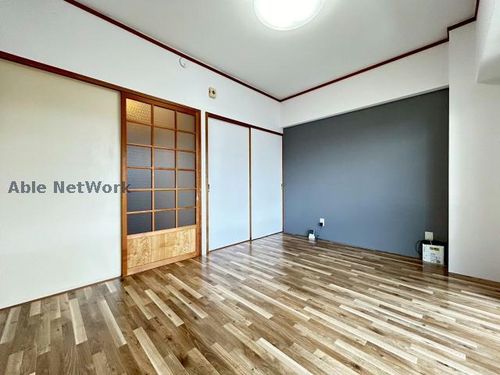 サンシャイン瓦町202の内装