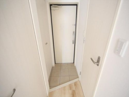 Residence Nagoyaの玄関