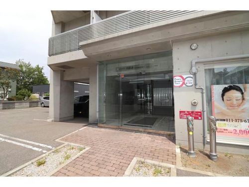 S-FORT南郷通の玄関