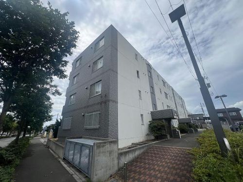 カスティーユ美原307の外観