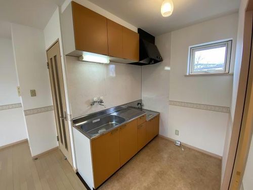 リヴェール富岡202のキッチン