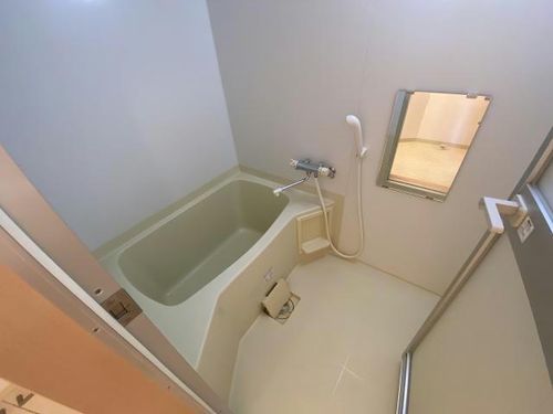 リヴェール富岡202の風呂