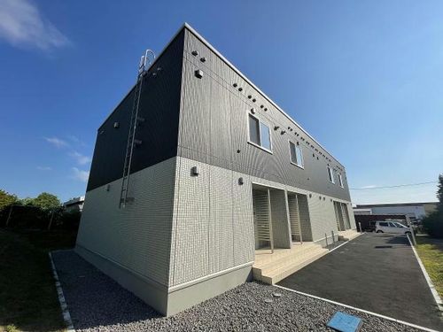エバーグリーンM&B105の外観