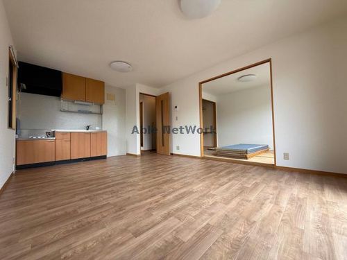 愛知県丹羽郡扶桑町大字高木字桜木(アパート)の賃貸物件の居間