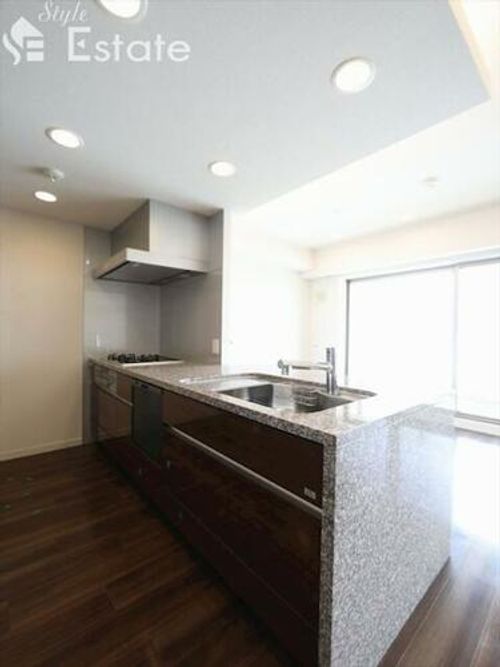 愛知県名古屋市千種区徳川山町6丁目(マンション)の賃貸物件のキッチン