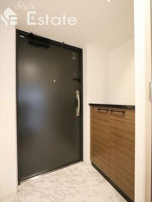 S-RESIDENCE神宮西駅前ascentの玄関