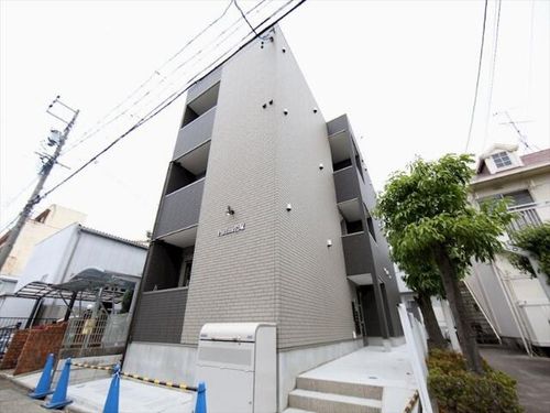 Patina岩塚の外観
