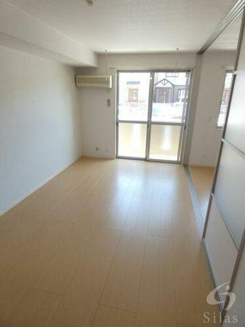 大阪府堺市西区鳳中町7丁(アパート)の賃貸物件の居間