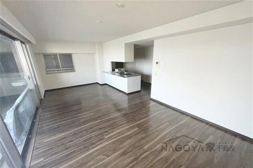 シティテラス名古屋代官町の居間
