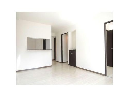 北海道札幌市中央区南十八条西14丁目(マンション)の賃貸物件の居間