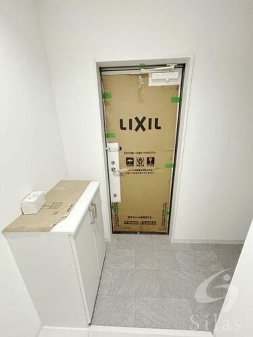 兵庫県尼崎市杭瀬本町2丁目(アパート)の賃貸物件の玄関