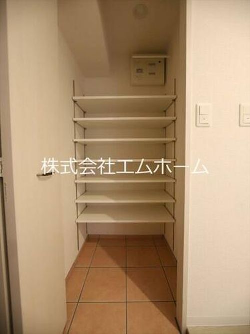 Z・R東別院の玄関