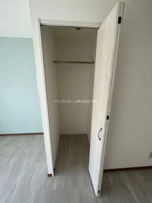 ロイヤルコート1番館202の内装