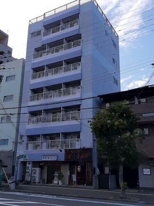 ロイヤルコート1番館202の外観