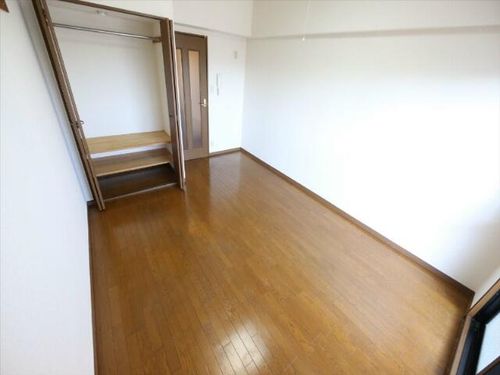 フジハイツIII703の居間