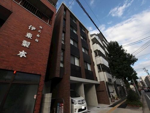 WELL COURT KANDAの外観