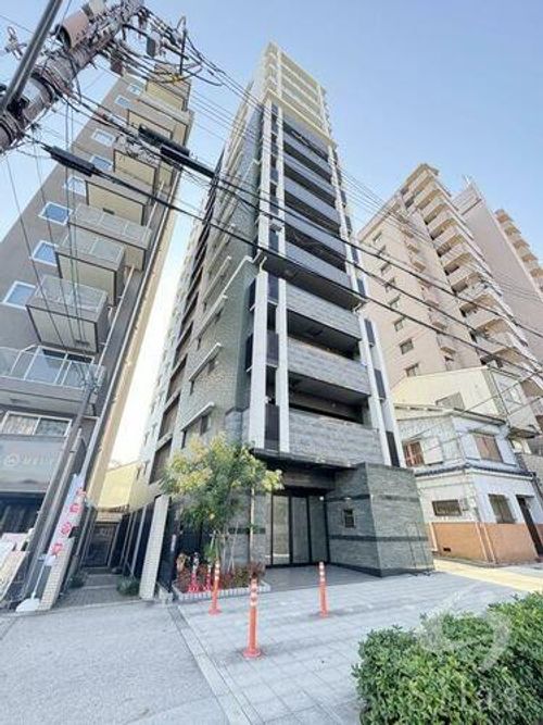 プレサンス四天王寺の外観