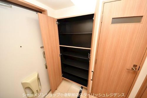 ロイヤルノースナインの玄関