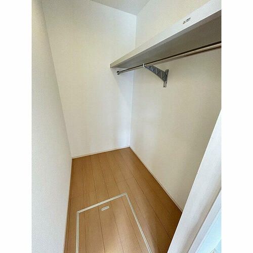 キャッスルコートウシダA棟102の内装