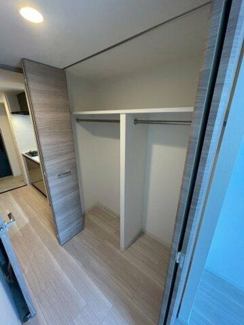 S-RESIDENCE小阪azure1106の内装