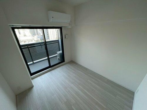 S-RESIDENCE小阪azure1106の居間