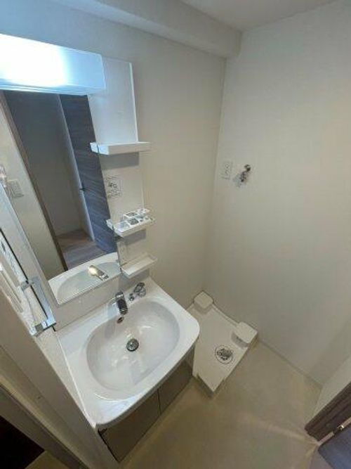 S-RESIDENCE小阪azure1106の内装