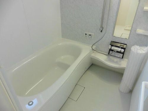 ラフィネ横山 A・B棟A202の風呂