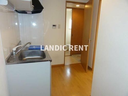 コンフォートベネフィス箱崎8の玄関