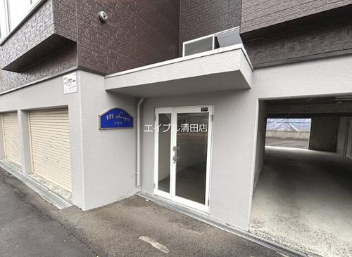 IMラピス205の玄関