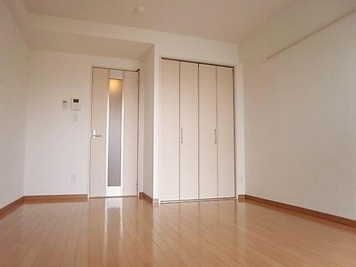 兵庫県神戸市兵庫区永沢町4丁目(マンション)の賃貸物件の居間