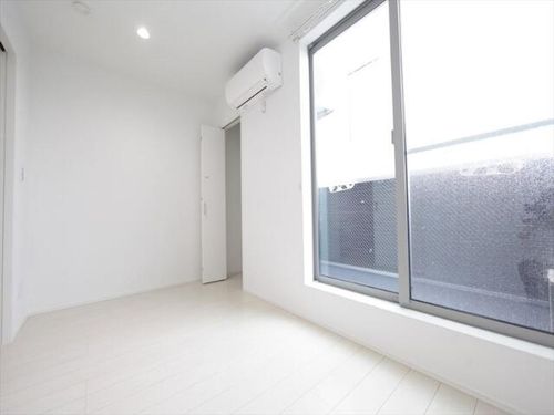 ウォーレンの内装