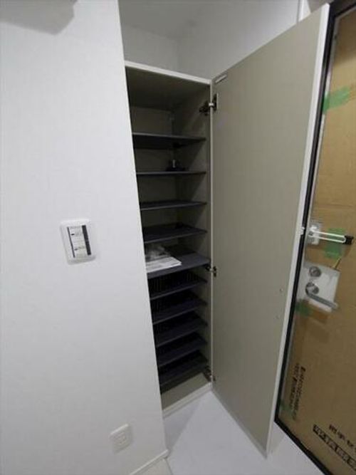 ウォーレンの玄関