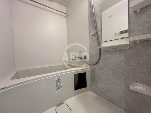 セレニテ日本橋エクラの風呂