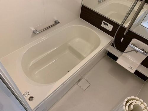 Chouchouにおの浜の風呂