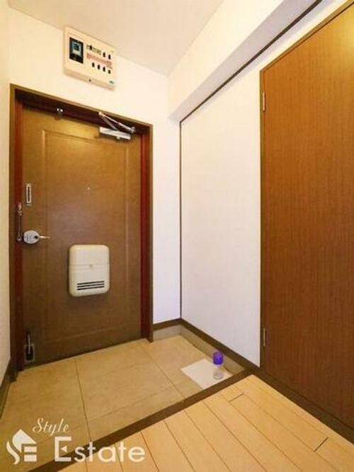愛知県名古屋市中区新栄2丁目(マンション)の賃貸物件の玄関