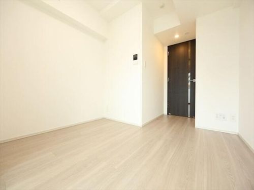 ディアレイシャス東別院の居間