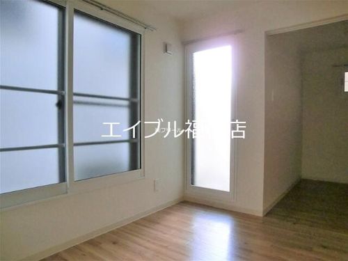 Alegria月寒中央の居間