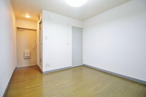プレアール浜口西の居間