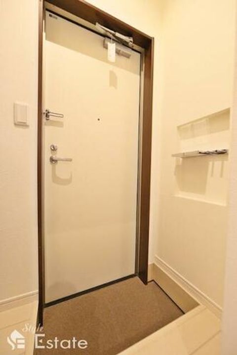 Grandtic sunmaison池下の玄関