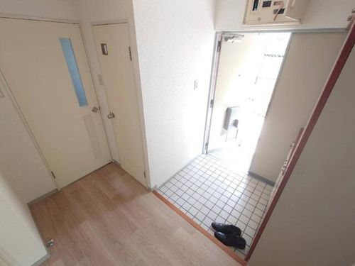 香住ケ丘マンション205の玄関