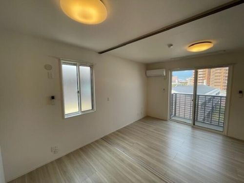 COZY COURT下曽根の居間