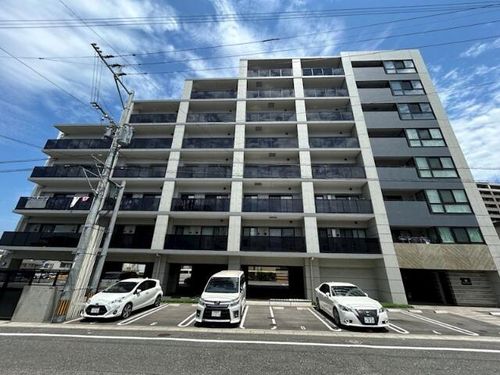 ヒルクレスト小倉高峰グランデの外観