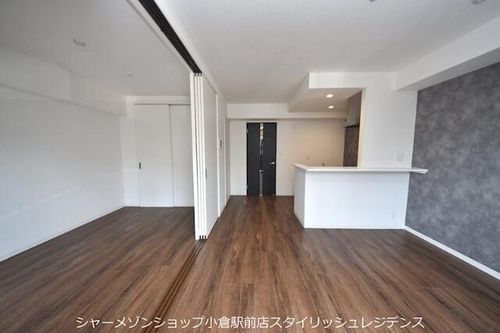 ヒルクレスト小倉高峰グランデの居間