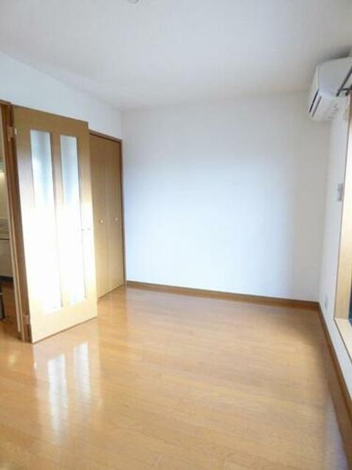 COZY HOUSE,GUMINOKIの居間